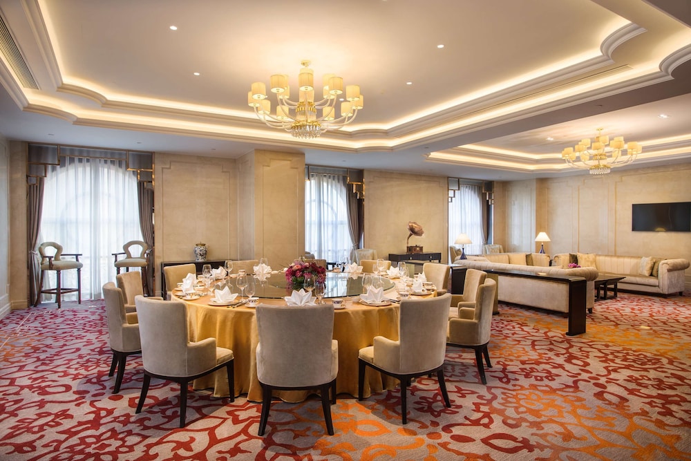 Radisson Blu Forest Manor Shanghai Hongqiao 49/64