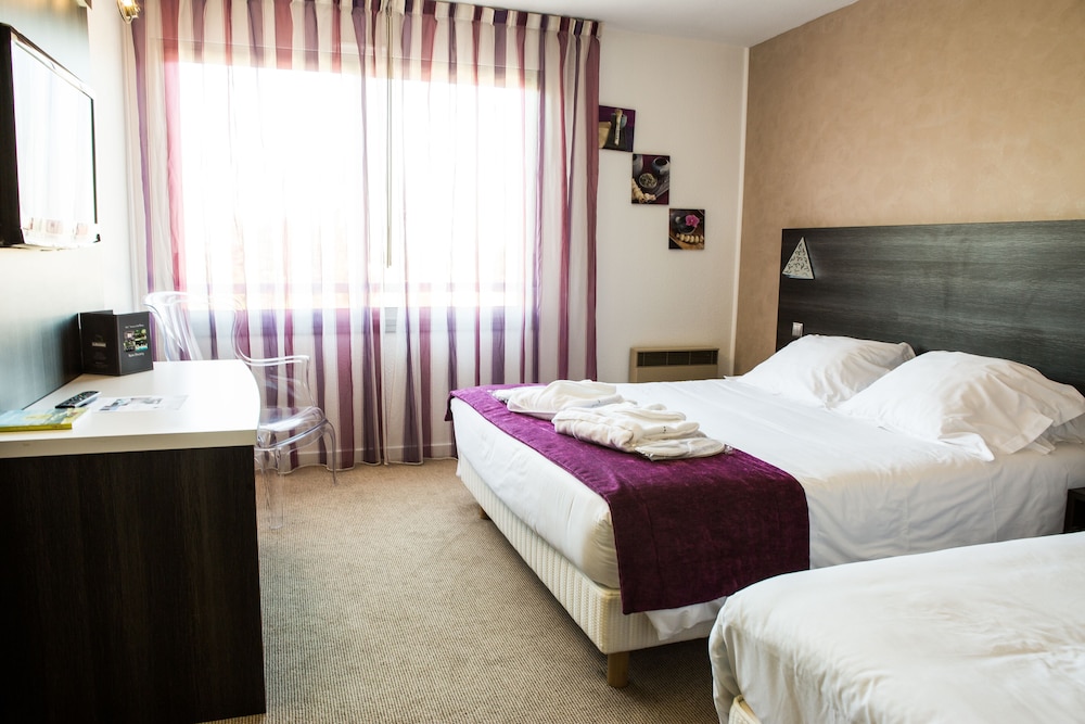 Hotel-Restaurant Les Oliviers 16/65