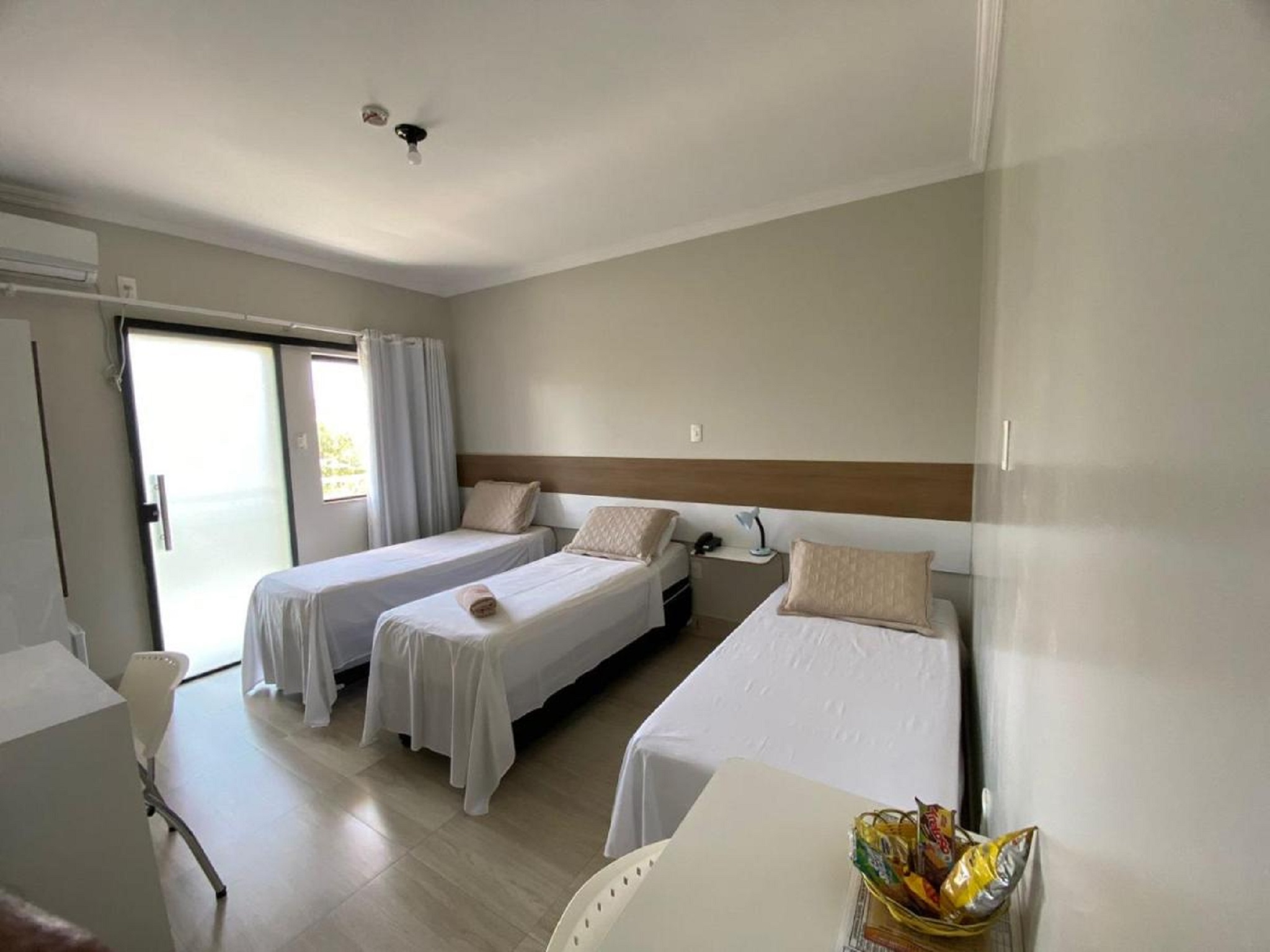 Faixa Hotel 11/35