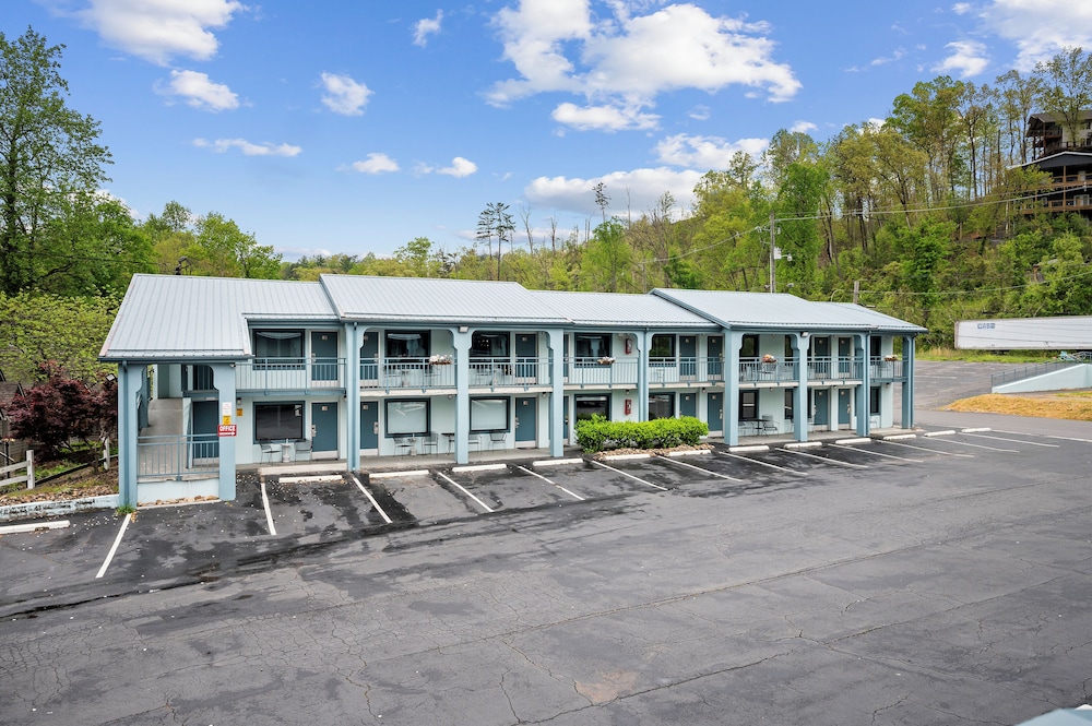 Country Town N Suites 5/65