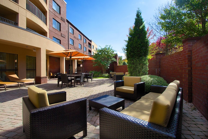 Courtyard By Marriott Blacksburg 17/39