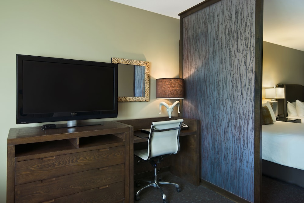 The Oxford Hotel Bend 53/65