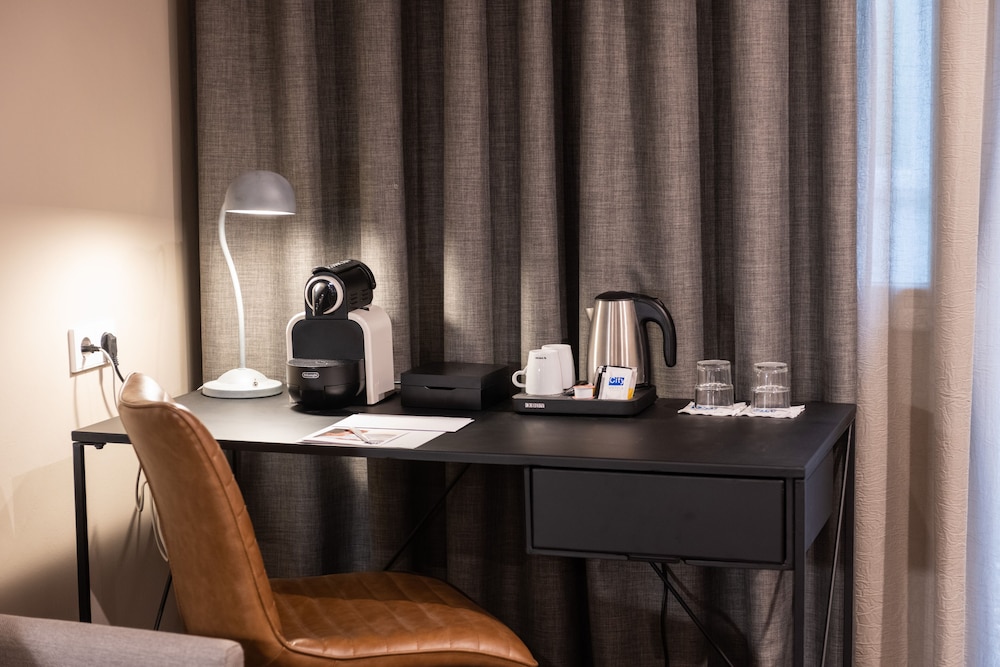 Atenea Rekord Suites 45/50