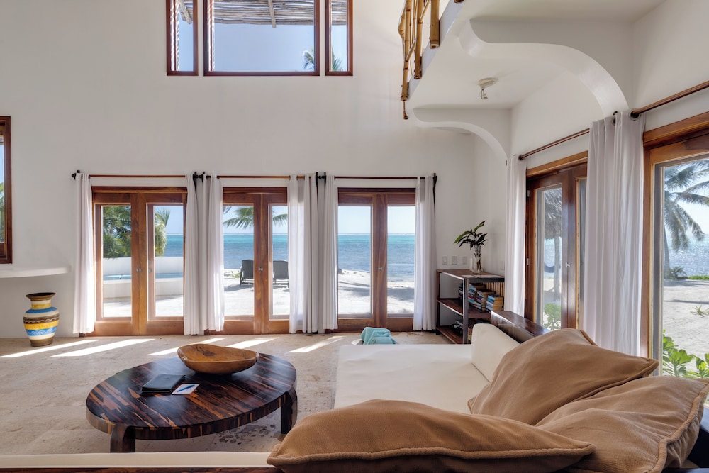 Luxury, Villa, 2 King Beds, Sea Front