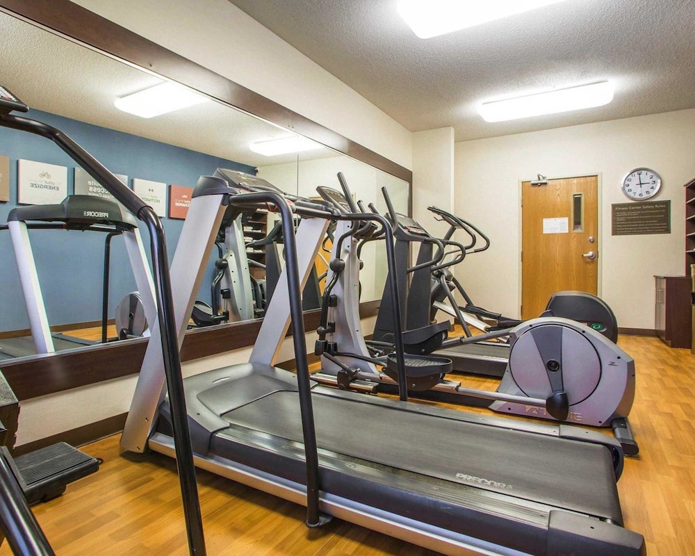 Comfort Suites Columbus West- Hilliard 30/46