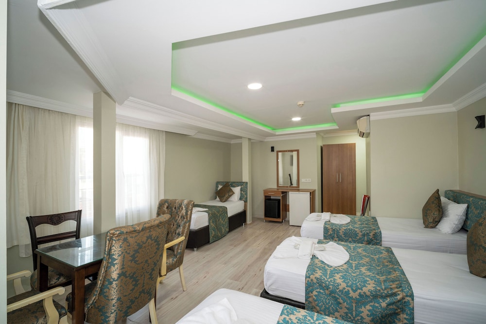 SIMPER HOTEL 28/50