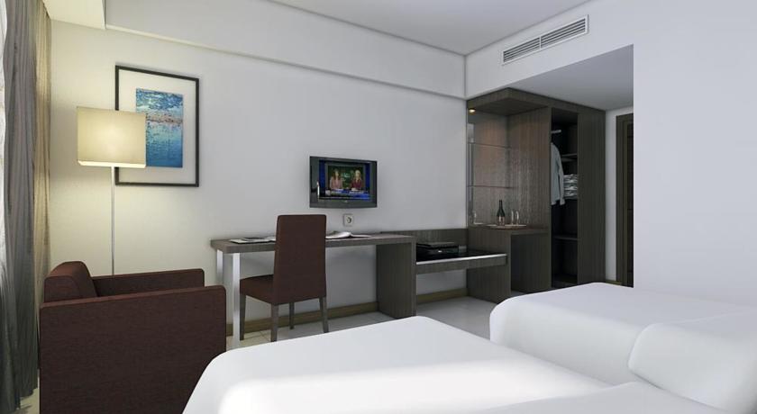 Hotel Santika Palu 17/36