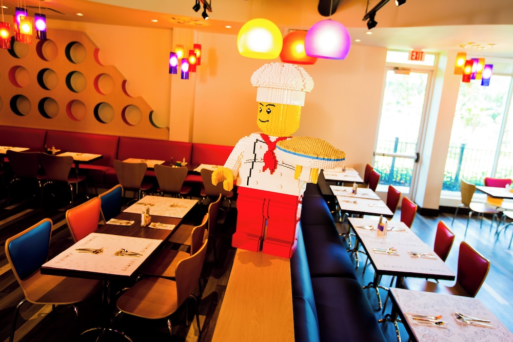 Legoland Florida Hotel 24/50