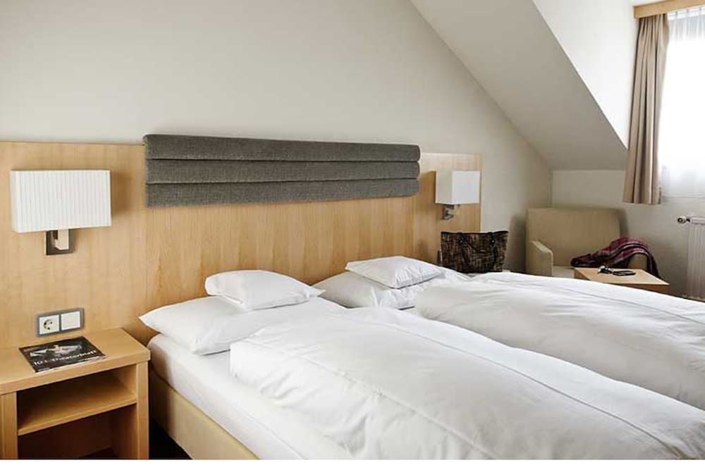 Hotel de France 5/37