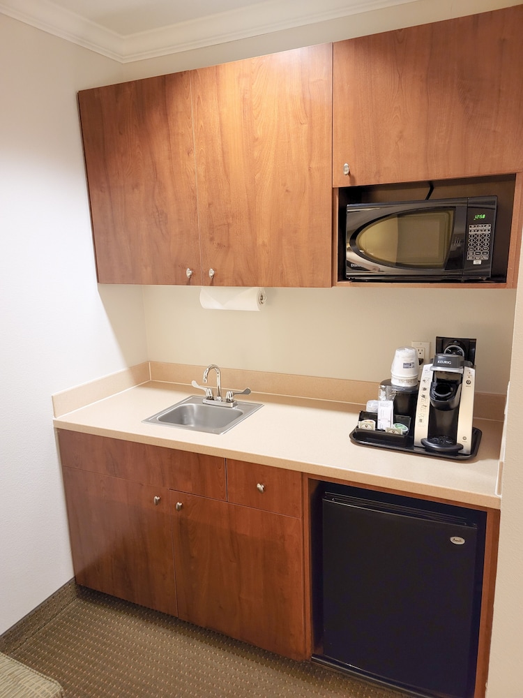 Holiday Inn Express Hotel And Suites Portland Nw Downtown 50/62