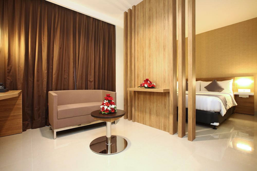 Hotel Neo Cirebon 26/51
