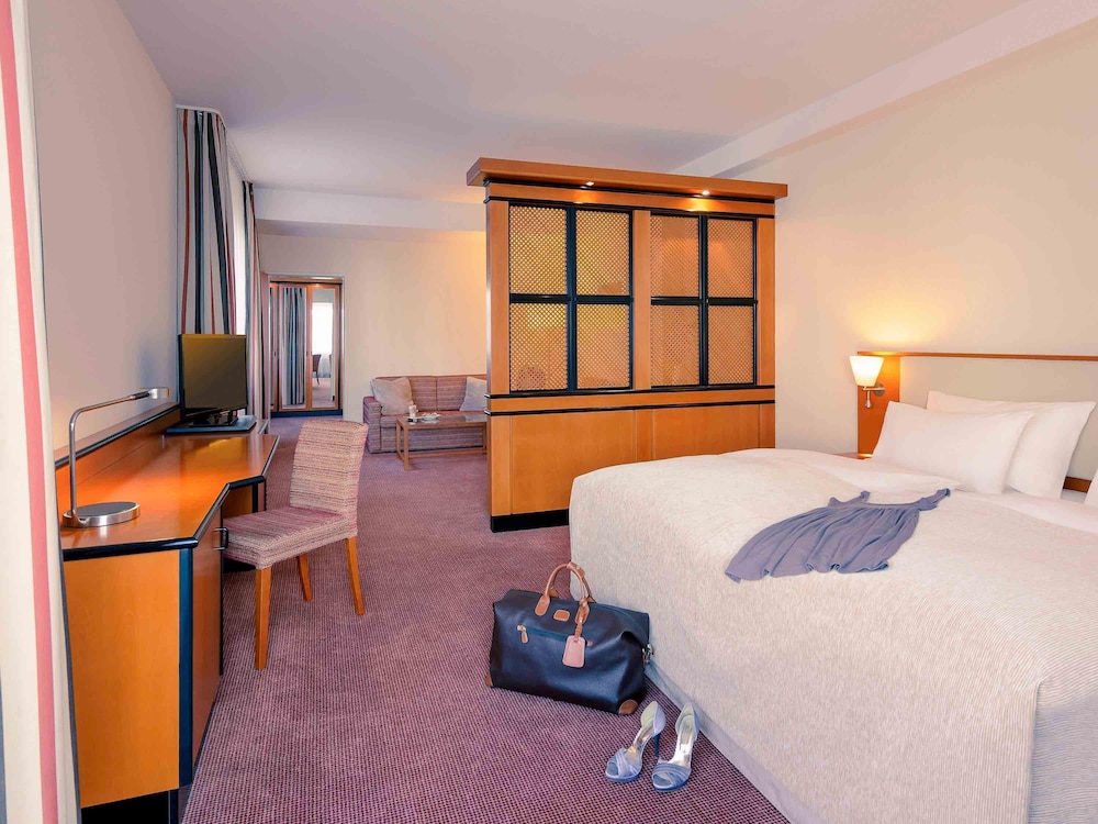 Mercure Hotel Dusseldorf City Center 16/48