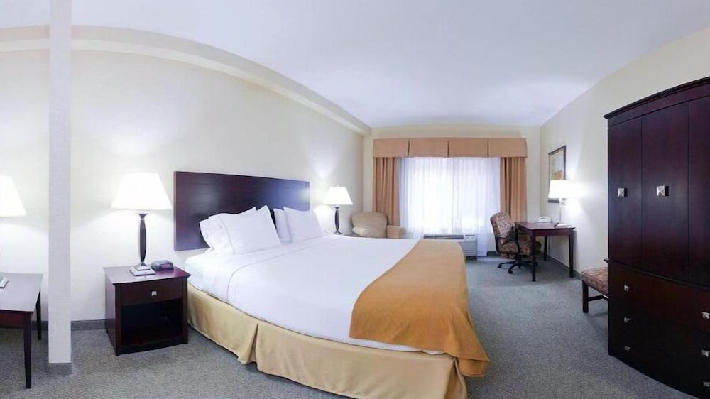 HOLIDAY INN EXPRESS HOTEL SUITES ATHENS 23/61