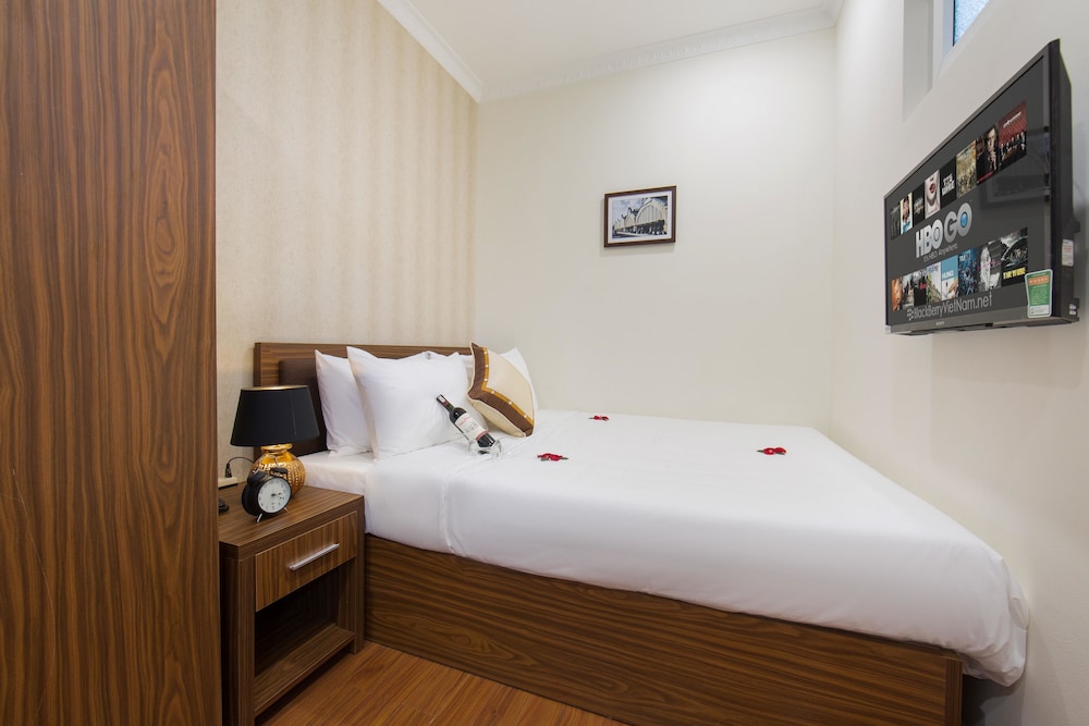 STANDARD, DOUBLE BED