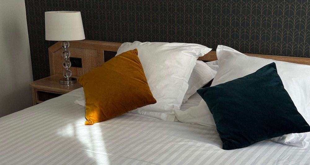 Best Western Plus Le Picardy Hotel & Spa 30/60
