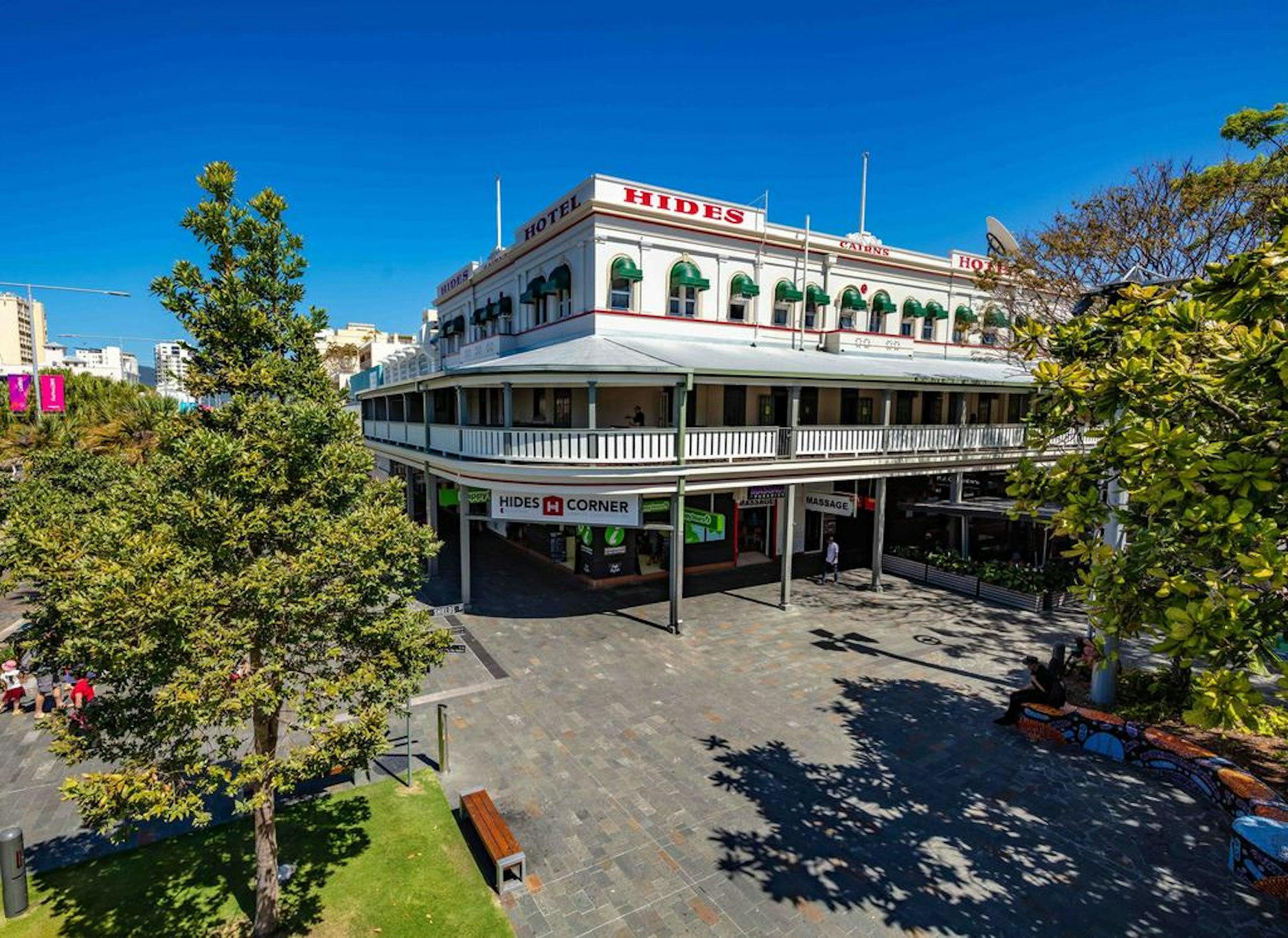 Hides Hotel Cairns 2/39