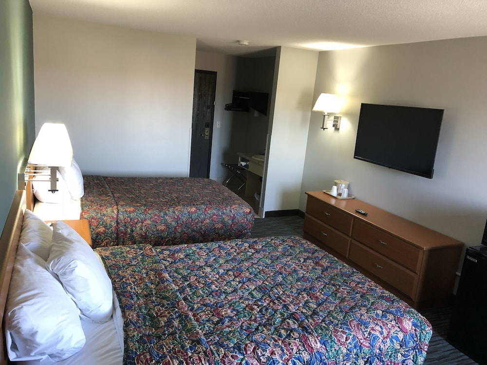 Countryside Inn and Suites Council Bluffs 14/57