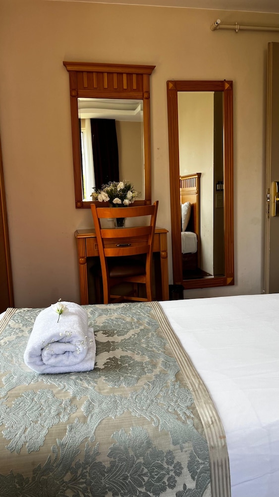 Star Hotel Taksim 25/61
