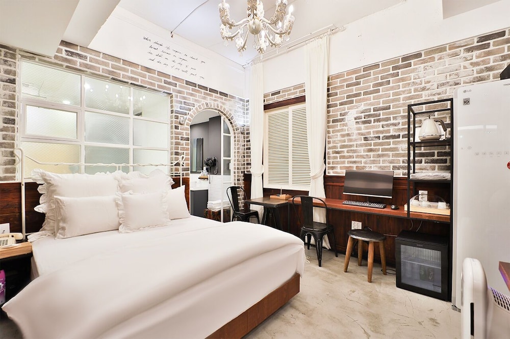 جناح بسرير مزدوج، February Hotel Hwanggeum 4/10