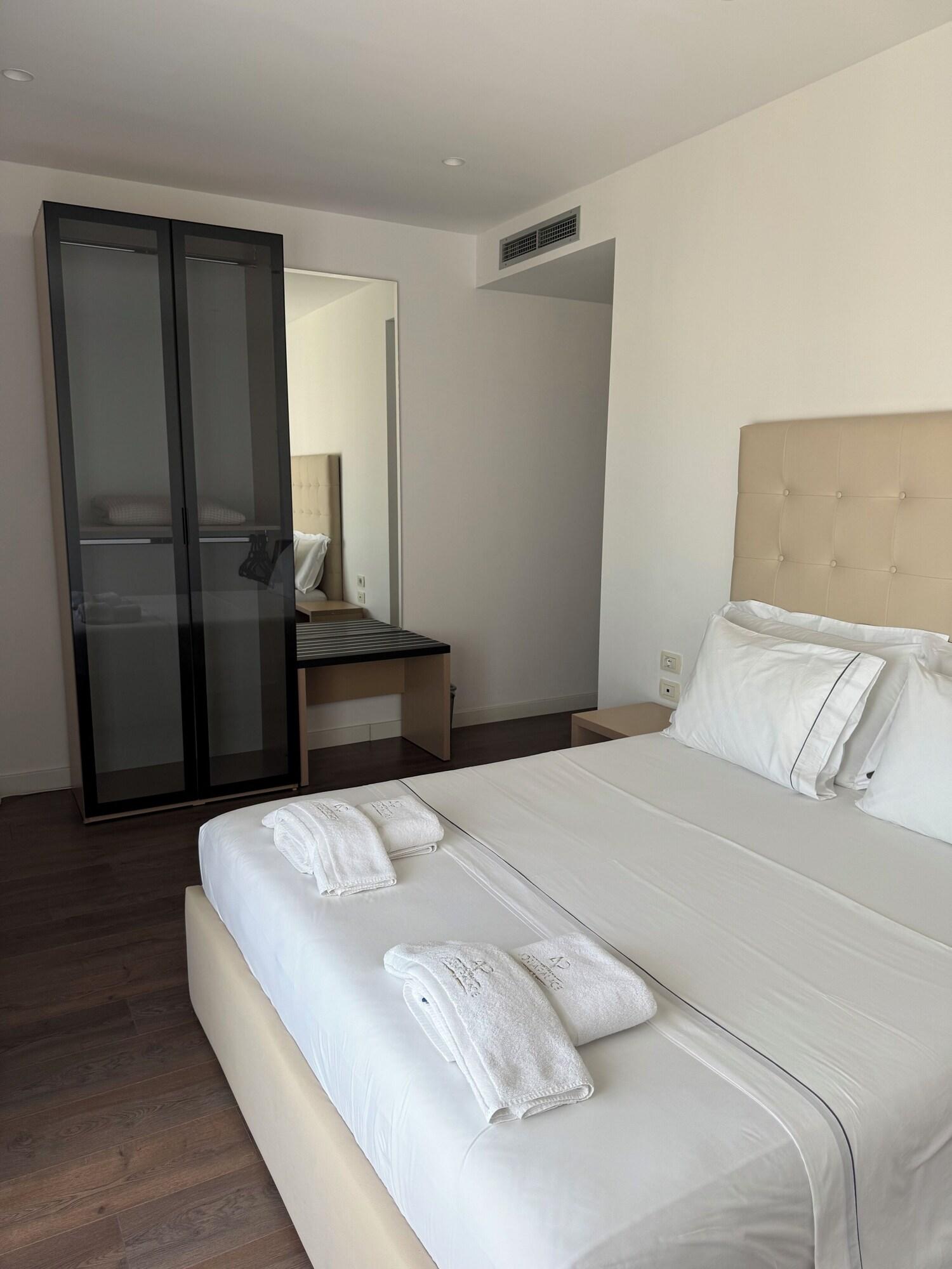 Adria Palace 31/64
