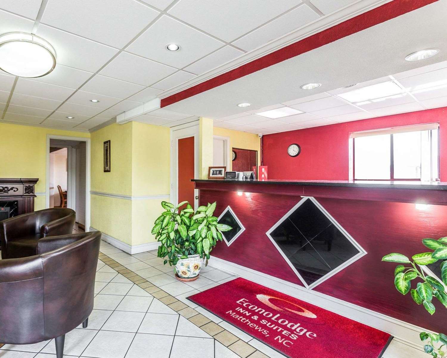 Econo Lodge Inn And Suites Matthews Charlotte 6/28