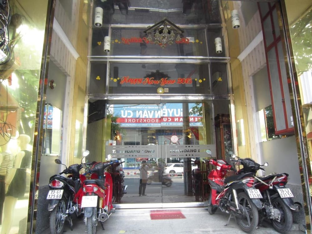 Tan Hoang Long Hotel District 5 22/30