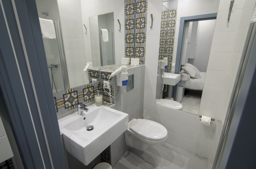 Hostal Gravina 38/50