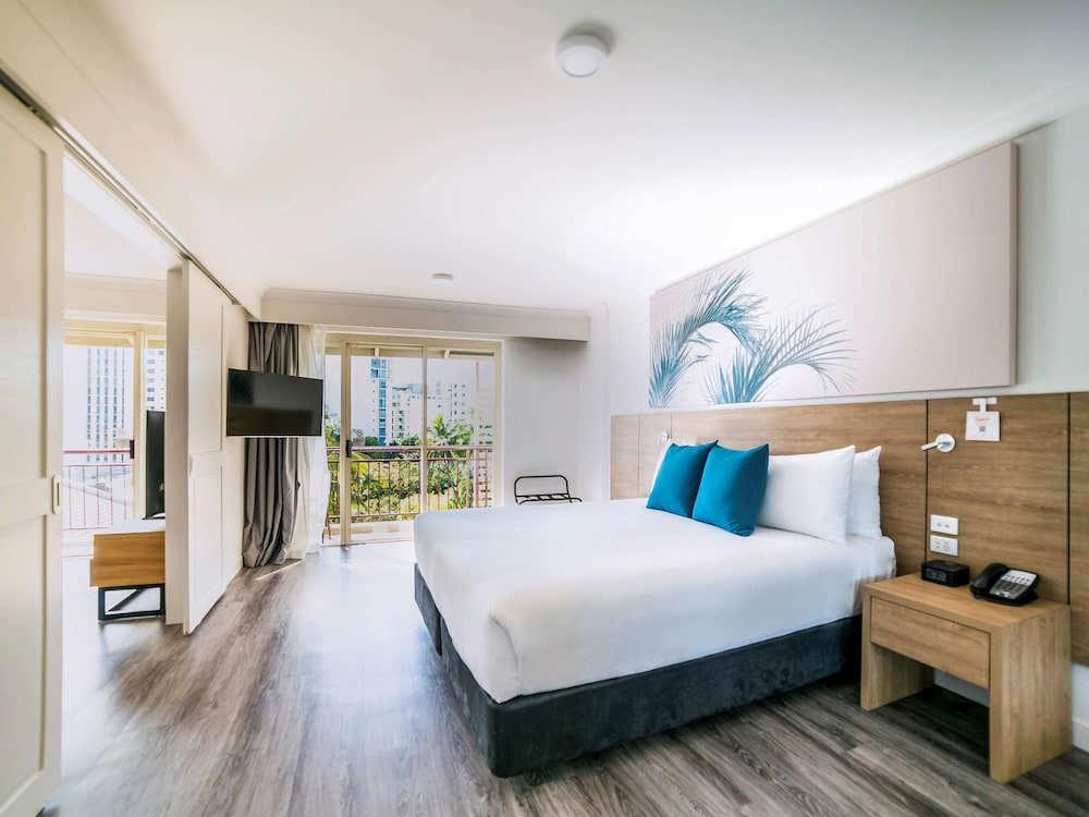 Novotel Cairns Oasis Resort 18/80