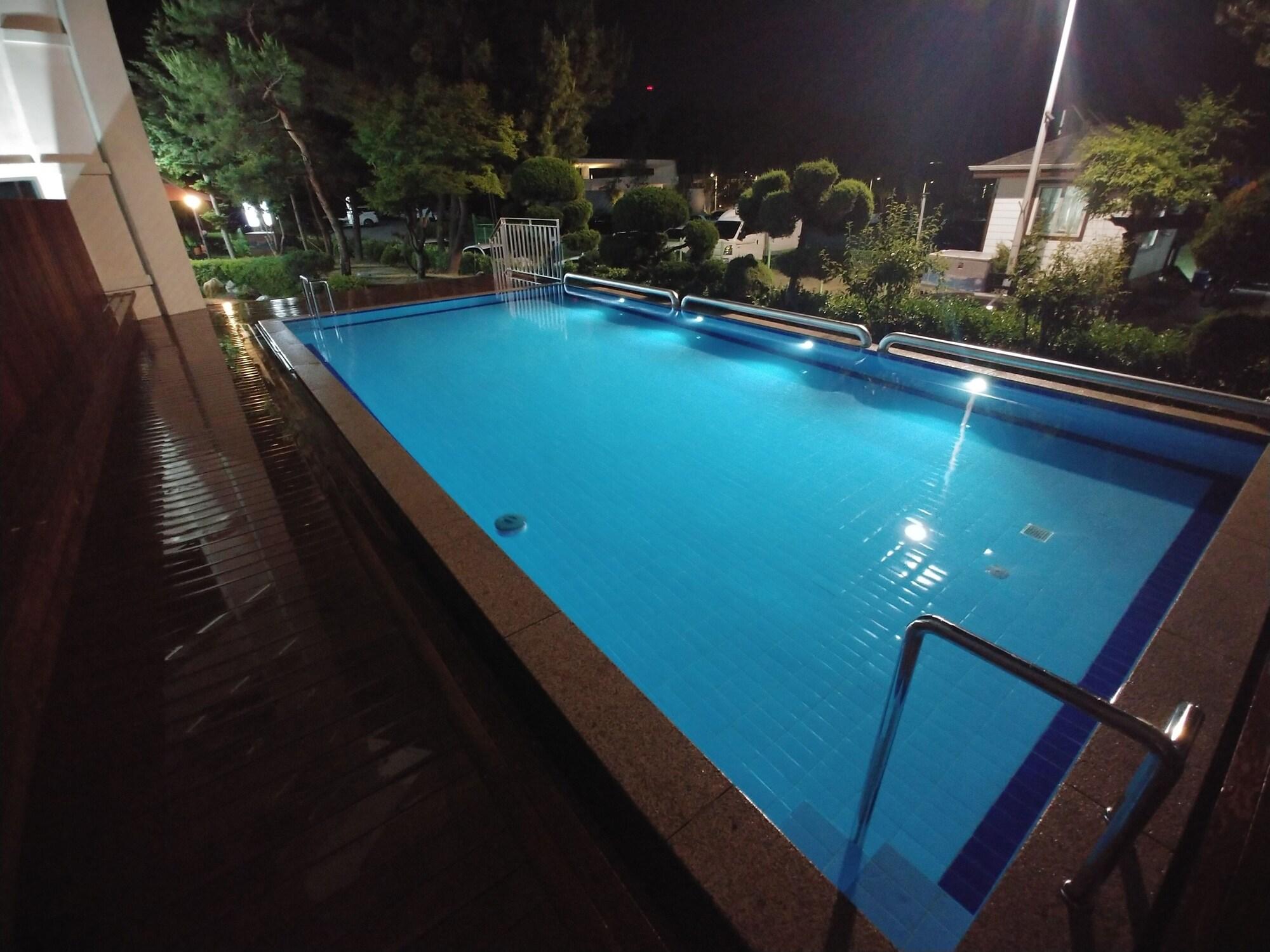 Gyungpo Beach Hotel 36/69