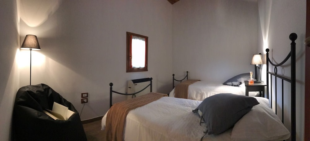Fattoria Antica Forconia 10/24