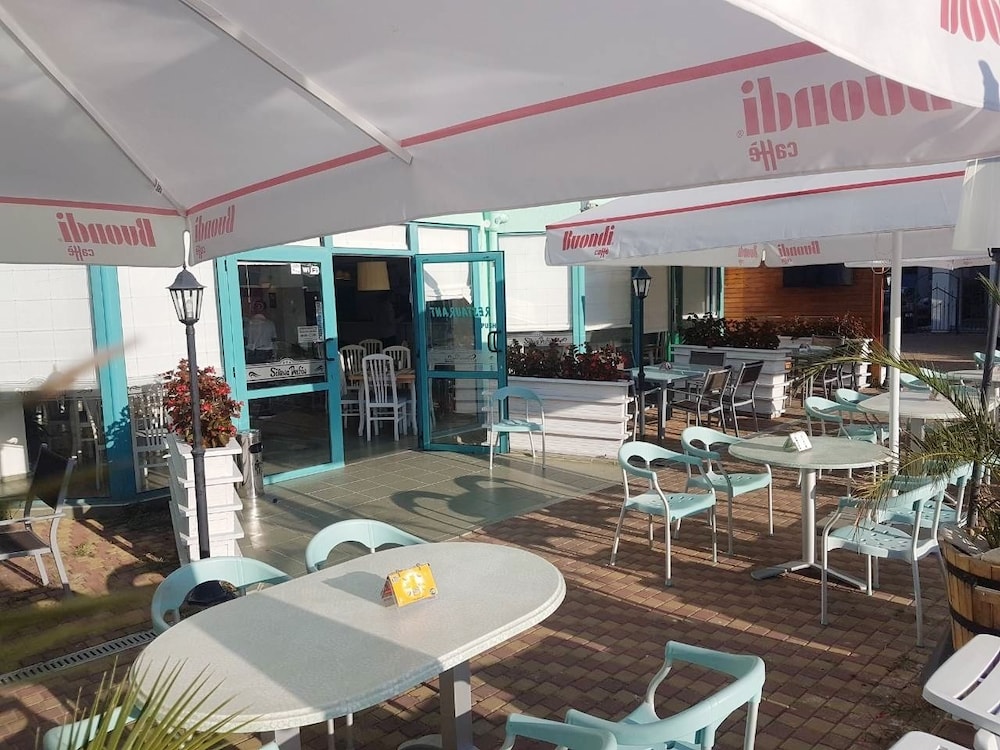 Hotel Delfin 24/35