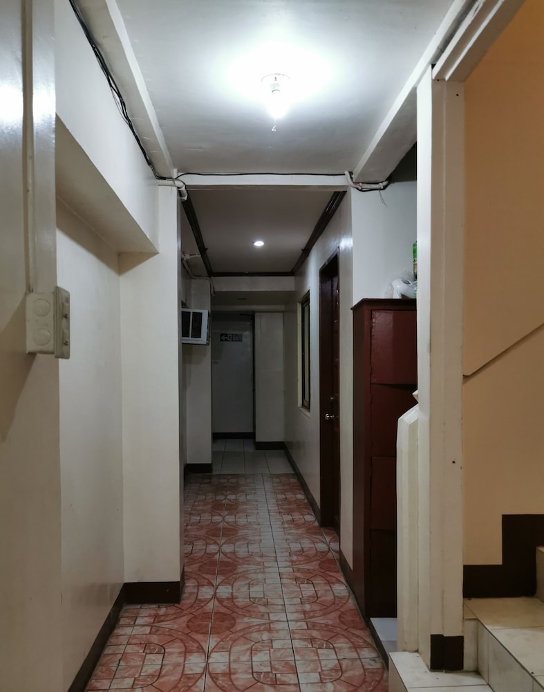 Wendy's Apartelle Boracay 19/30