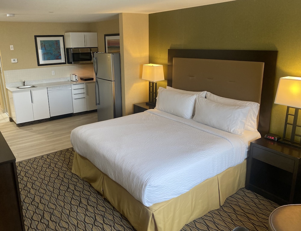 Wingate by Wyndham Fort Saskatchewan 24/64