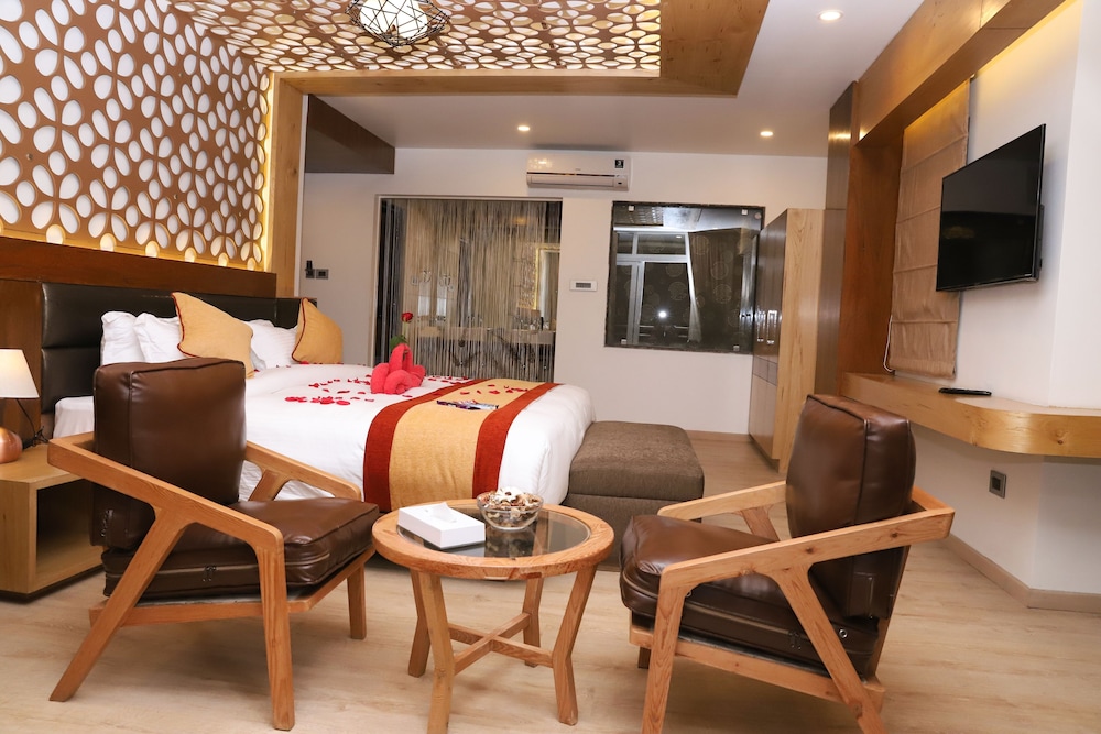 Retro Hotel And Spa 19/28