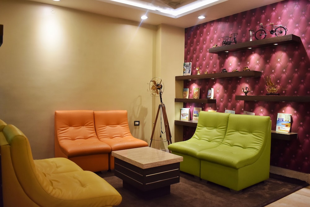 The Grand Empire A Boutique Hotel 12/21