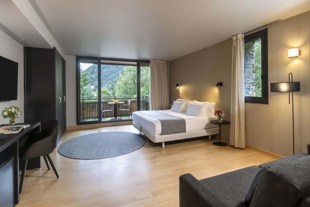 NH Collection Andorra Palome 15/50