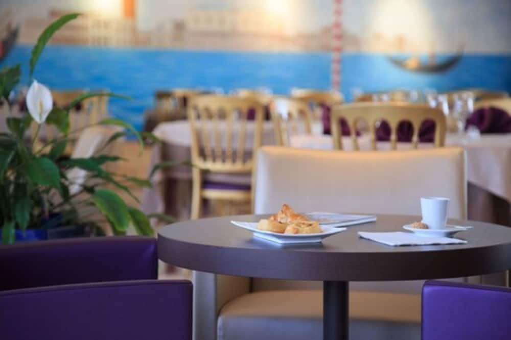 ibis Styles Annecy Le Vieux 50/65