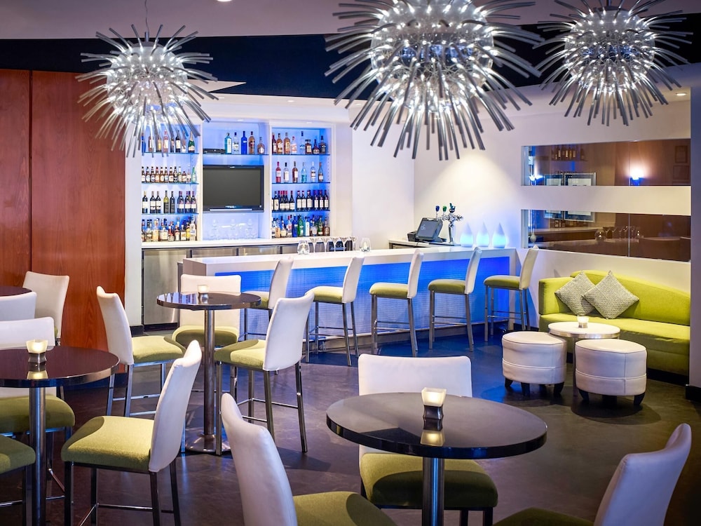 Novotel Toronto North York 61/72