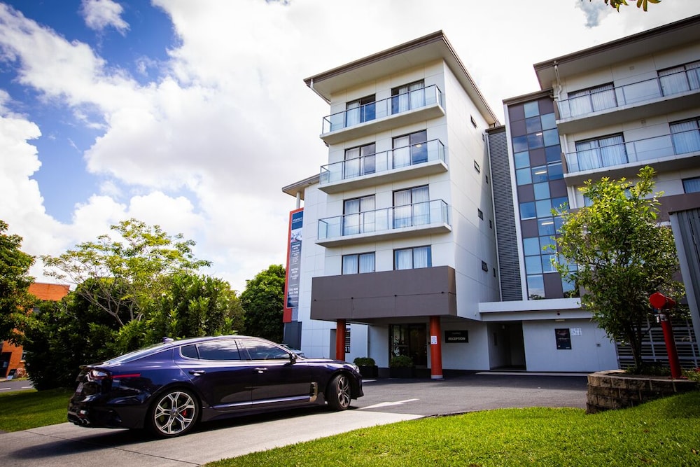 Essence Apartments Chermside 60/72
