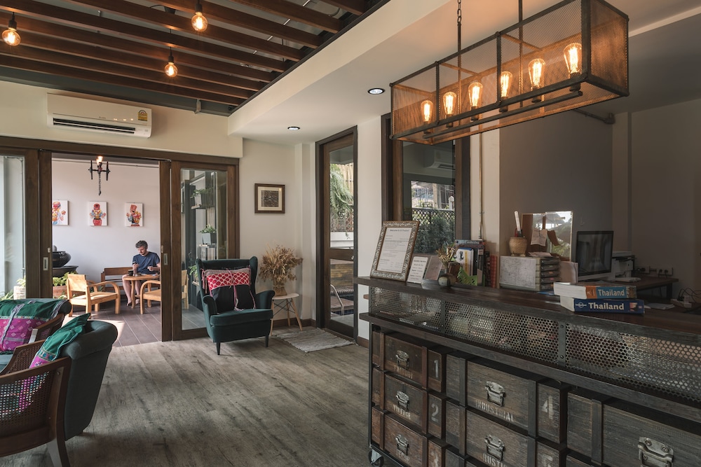 33 Poshtel - Adults Only 38/50