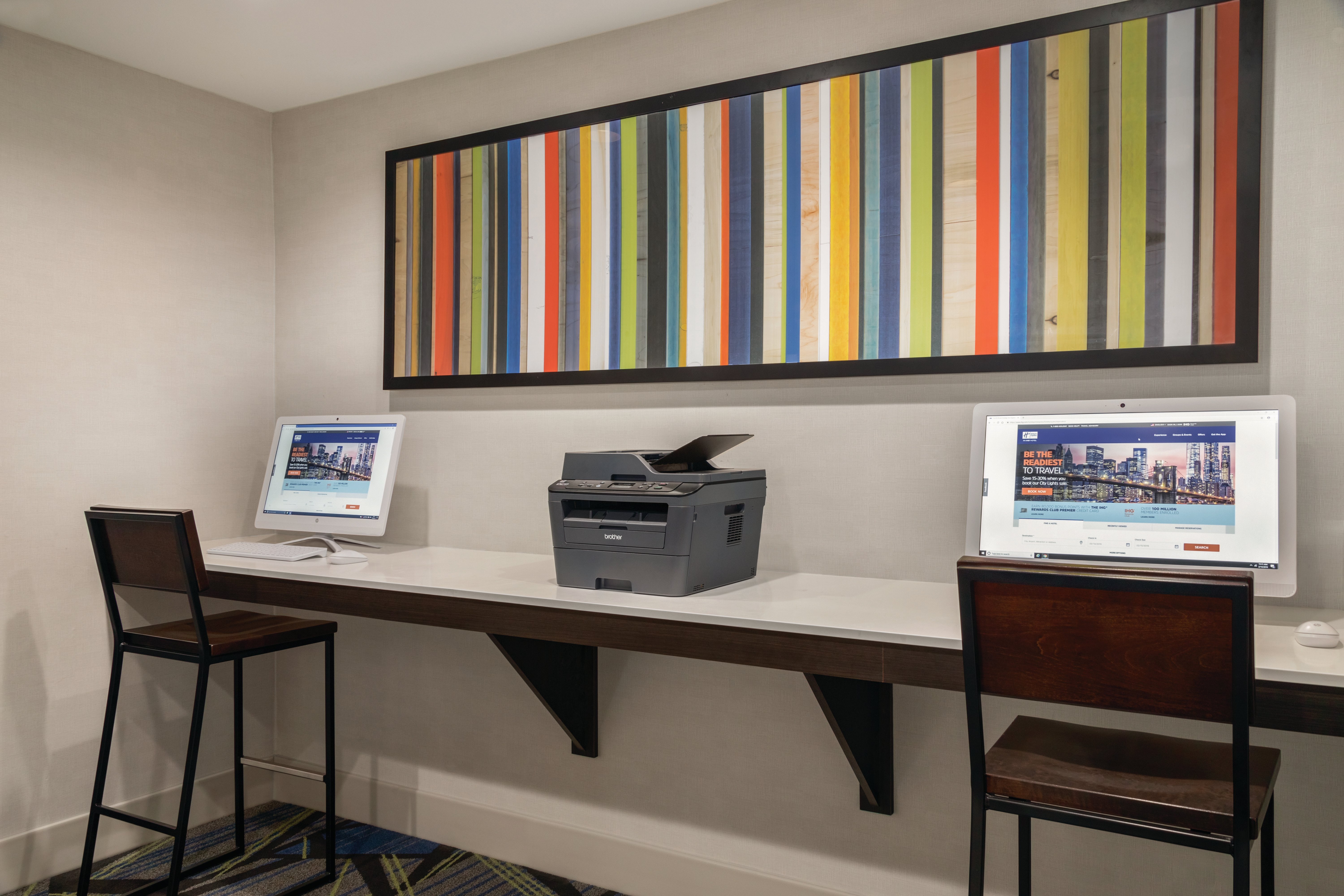 Holiday Inn Express Suites Lawton Fort Sill 46/54