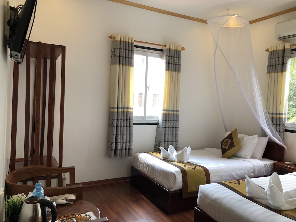 Villa Mahasok Hotel 17/90
