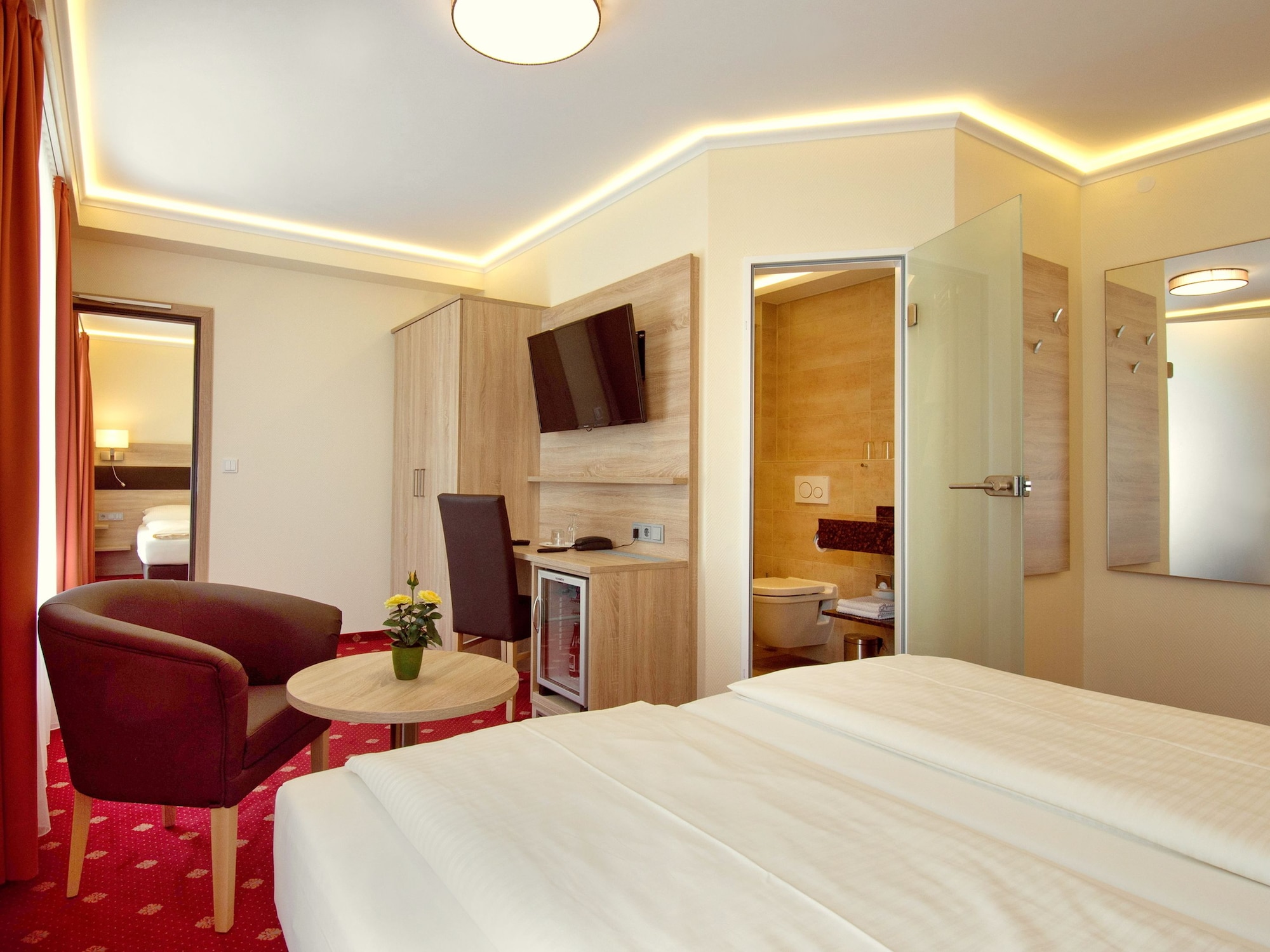 COMFORT, DOUBLE BED