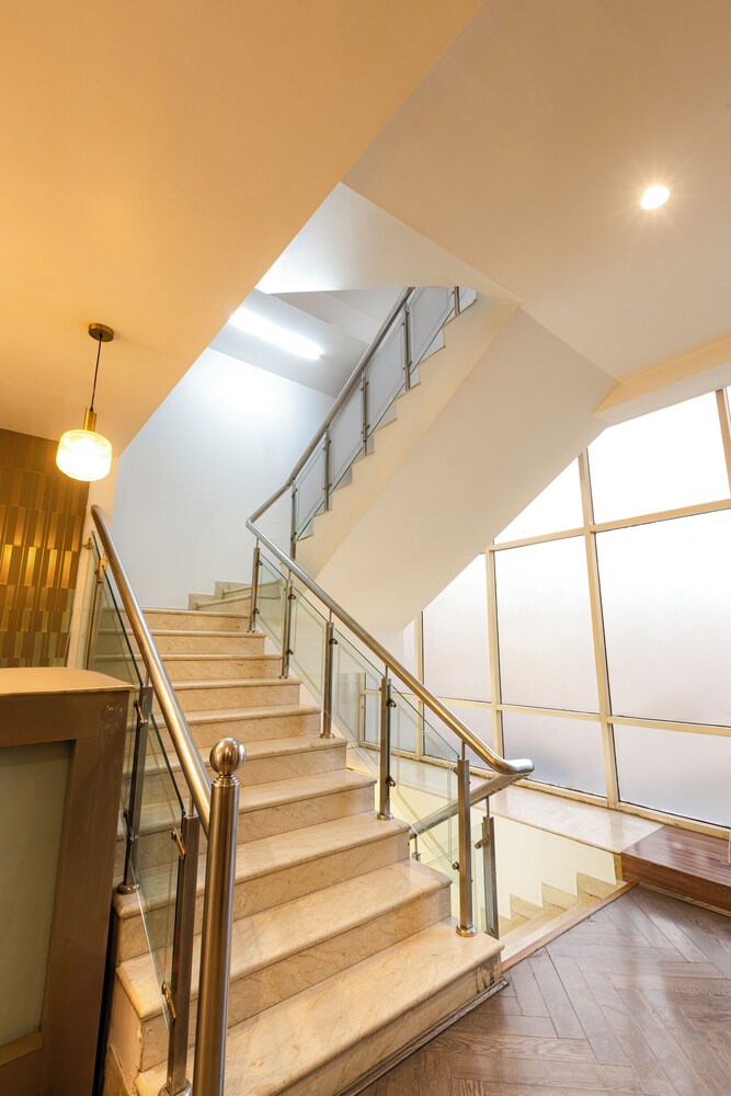 Skon Boutique by Orion Hotels 36/48