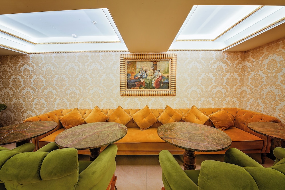 Grand Marcello Hotel & SPA 74/90
