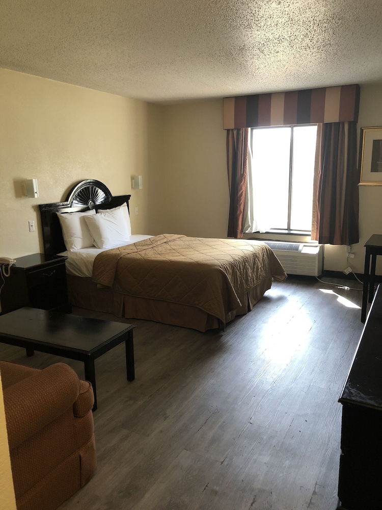 Araamda Inn Norcross 23/72