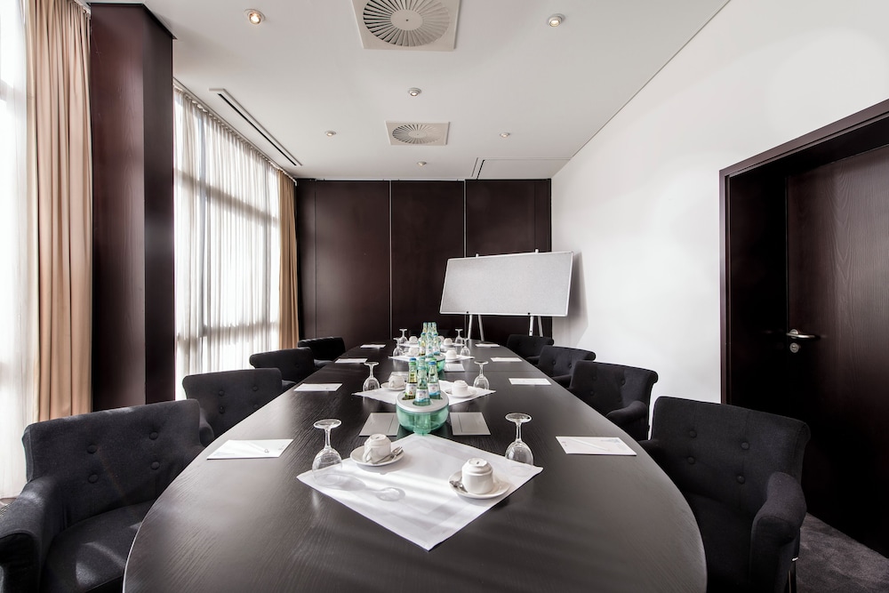 EXCELSIOR LUDWIGSHAFEN HOTEL 18/22