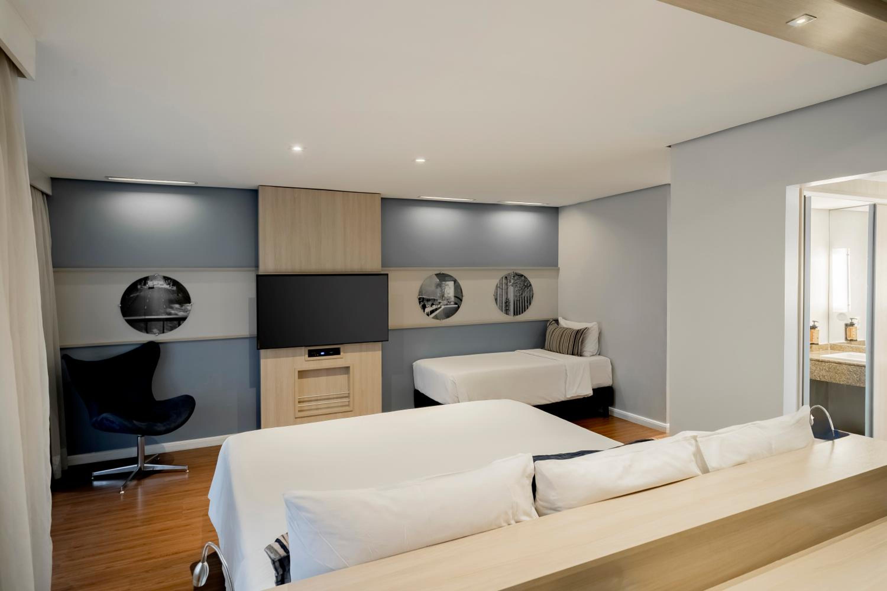 Superior, Single Bed, 1 King and 1 Single Beds, Mercure Sao Paulo Pamplona Hotel 3/10