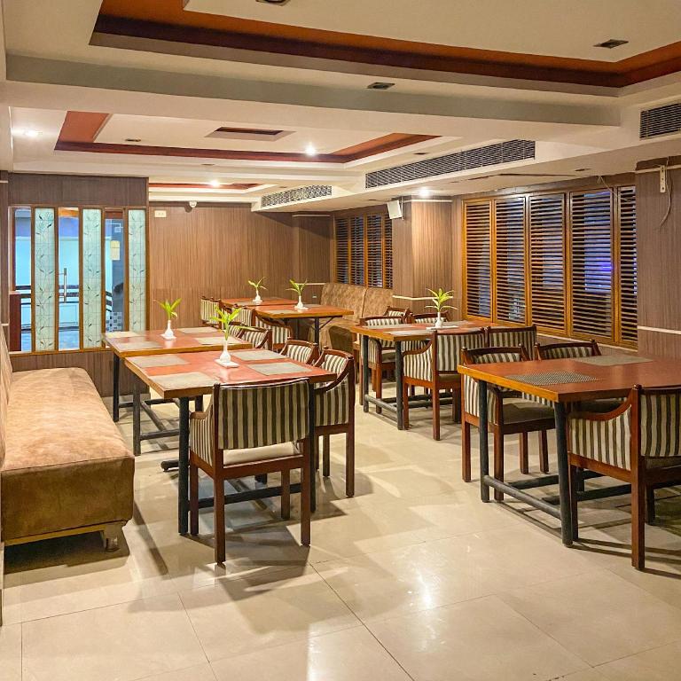 Ambarish Hotel, Guwahati