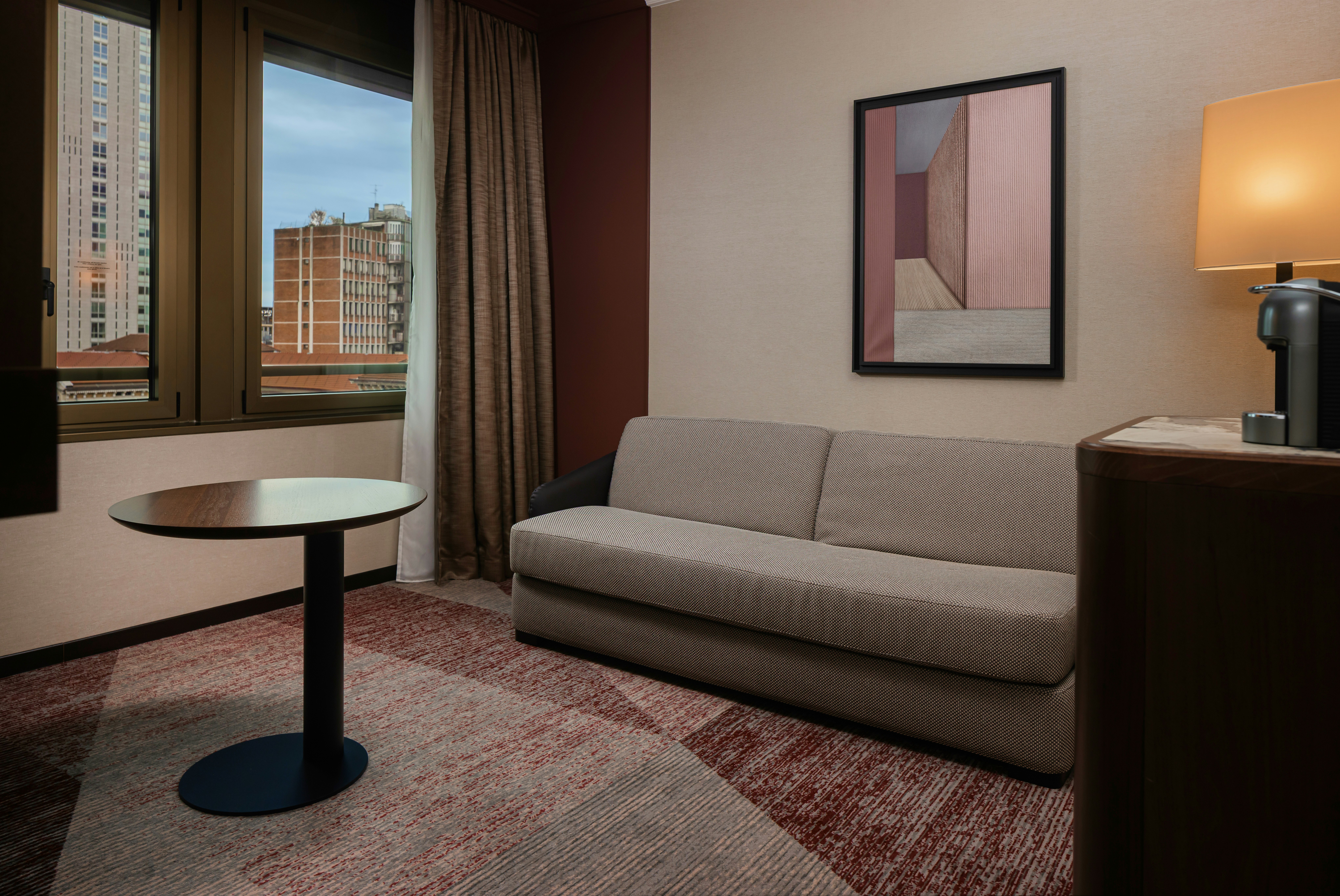 JUNIOR SUITE, KING BED